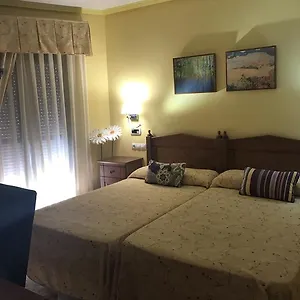  Hotel Lucero